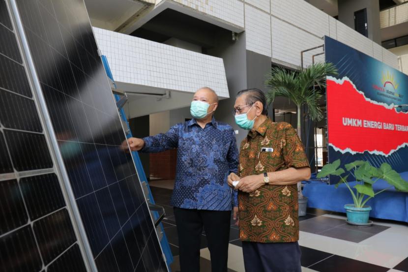 Peresmian Solarpreneur Development Center (SDC) di Kampus Universitas Surabaya.
