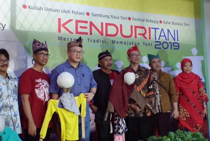 Peresmian Tani Centre di kampus IPB Dramaga, Kabupaten Bogor, Sabtu (12/10).
