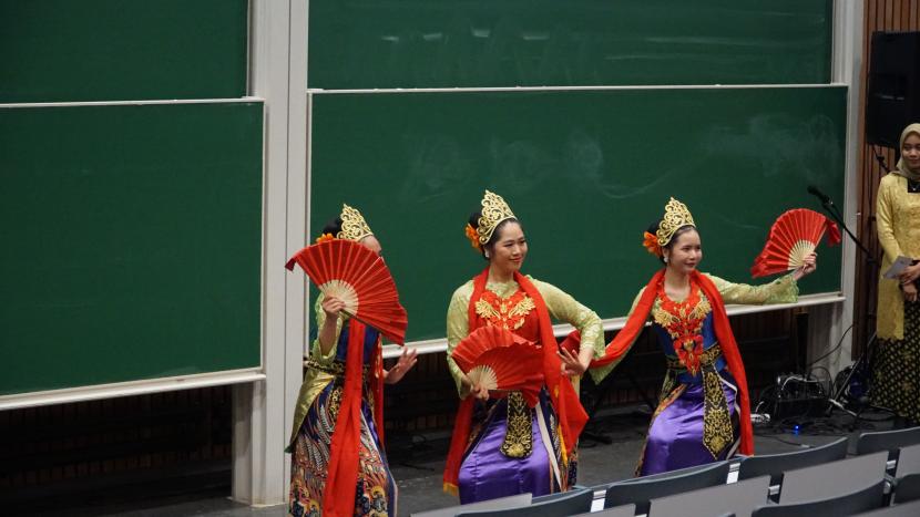 Perhimpunan Pelajar Indonesia (PPI) Wageningen berkolaborasi dengan Kedutaan Besar Republik Indonesia (KBRI) Den Haag mengadakan acara Festival Kebangsaan pada 27 Mei 2023.  Acara ini ditunjukkan dalam rangka memperingati Hari Kebangkitan Nasional. 