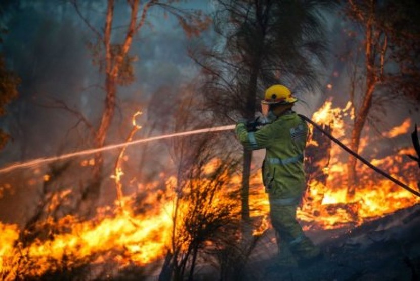 Peringatan bahaya kebakaran yang ekstrim diberlakukan di sejumlah wilayah Perth, South West, Midwest Gascoyne, dan Goldfields Midlands. 