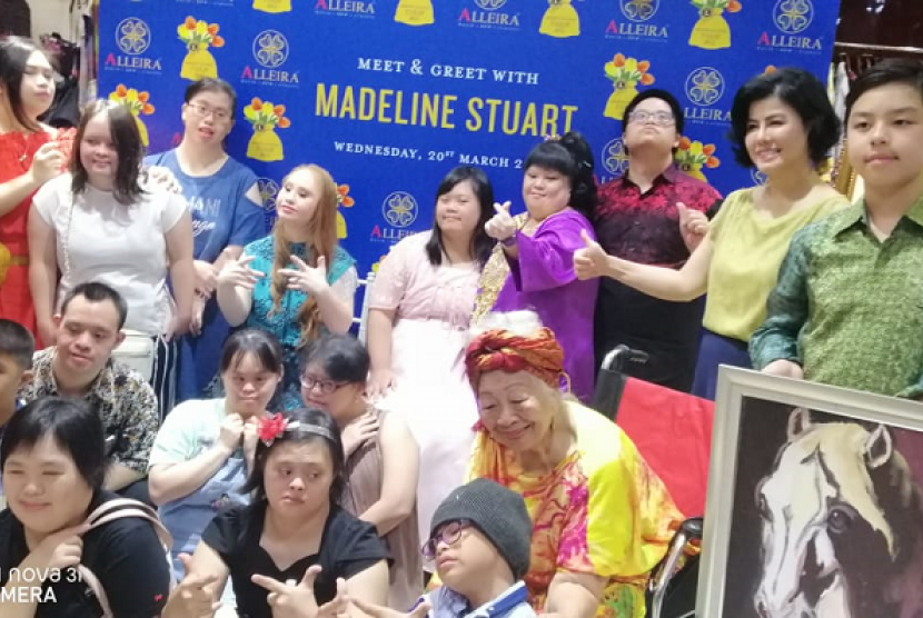 Peringatan Hari Down Syndrome se dunia di Plaza Indonesia.