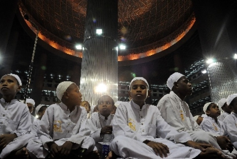 Peringatan Nuzulul Quran di Masjid Istiqlal, Jakarta.