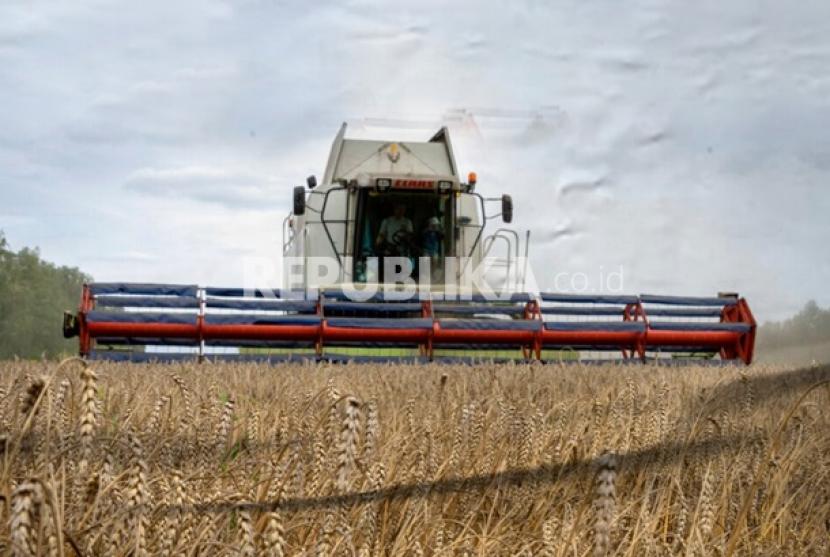 Pemerintah Prancis menyesalkan keputusan Polandia melanjutkan larangan impor gandum dan komoditas biji-bijian lainnya dari Ukraina.