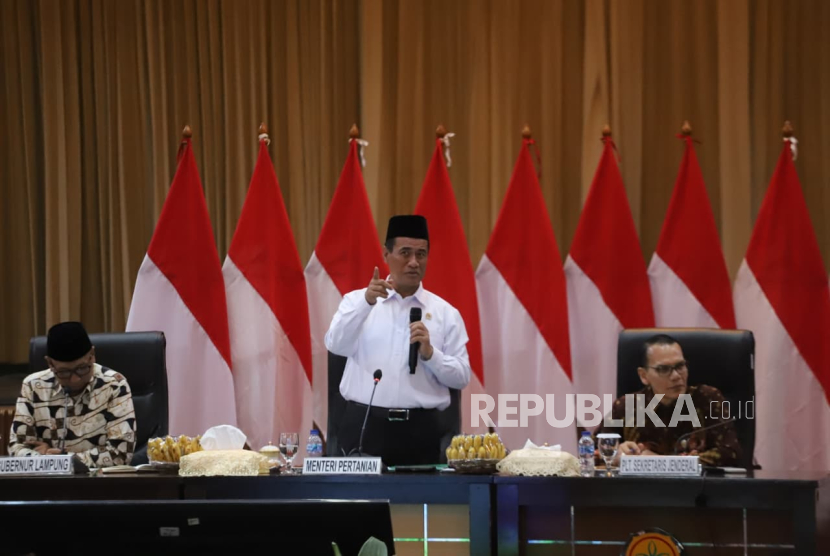 Perjuangan Menteri Pertanian, Amran Sulaiman sejak Januari 2025 membuahkan hasil dengan lahirnya permendag pada 19  September 2025 untuk memperketat impor singkong, tepung tapioka, dan etanol.