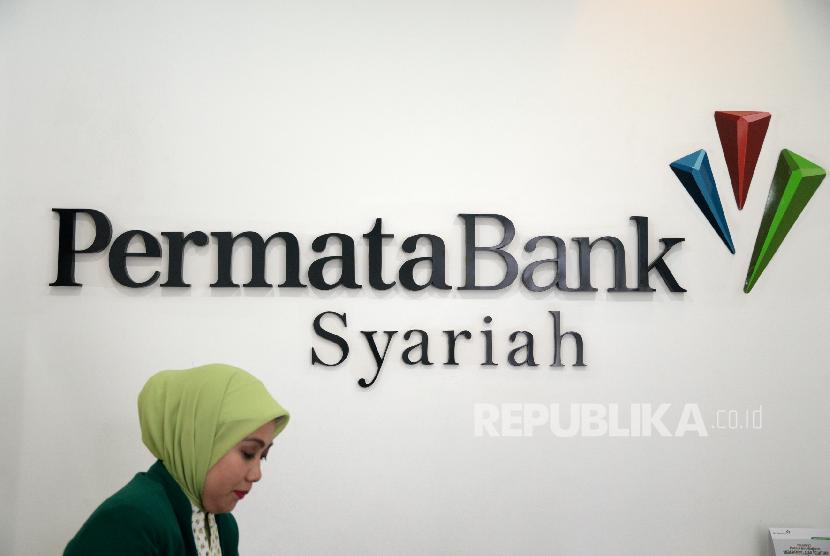  Jumlah tabungan Bank Permata Syariah meningkat dengan pendaftaran secara online.