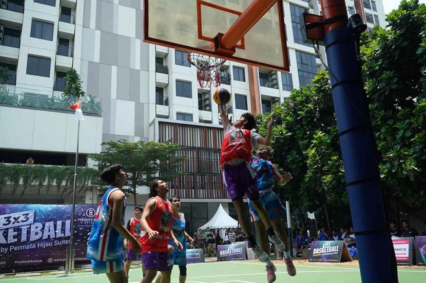 Permata Hijau Suites menggelar ajang basket bertajuk 3x3 Basketball Competition di lapangan basket Permata Hijau Suites , Sabtu (21/10/2023).