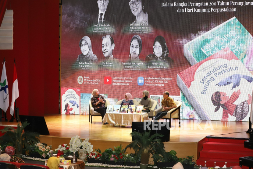 Perpustakaan Nasional (Perpusnas) RI meluncurkan buku 25 seri anak dan komik tentang Pangeran Diponegoro di Gedung Perpusnas, Jakarta Pusat, Kamis (25/9/2025).
