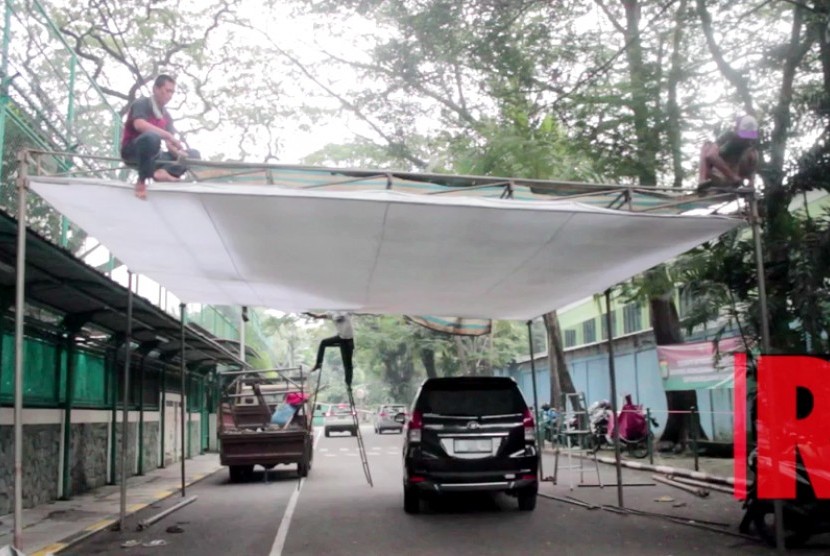 Persiapan TPS 01 di Jalan Daha 4, Kelurahan Selong, Jakarta Selatan. Tempat Sandiaga Uno memberikan hak suaranya.