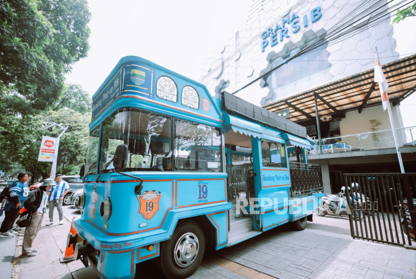 Persib-Pemkot Bandung Hadirkan JAJAP: Nikmati Sejarah Klub Sambil Keliling Bandung dengan Bandros