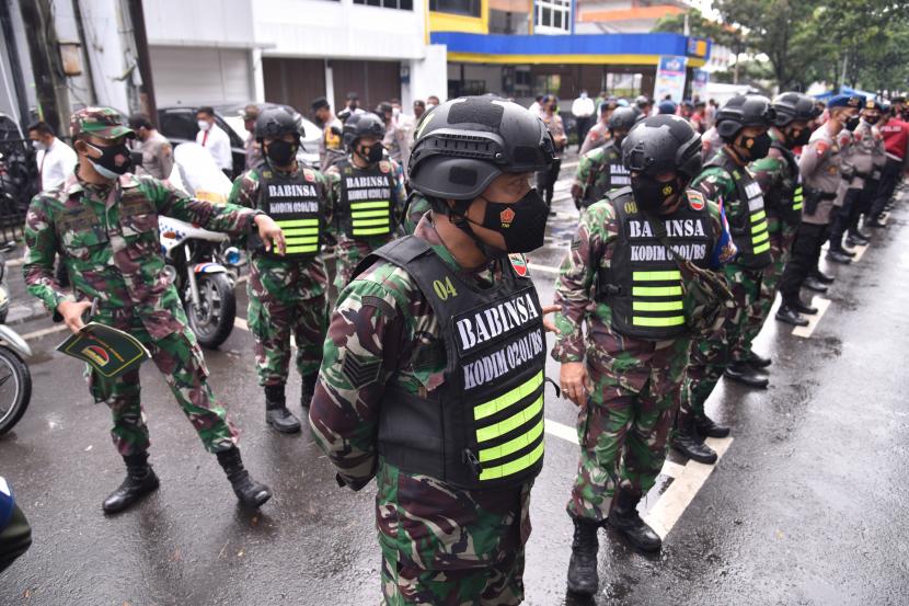Presiden Jokowi akan berkunjung ke Sorong Senin (4/10). Ilustrasi pasukan gabungan