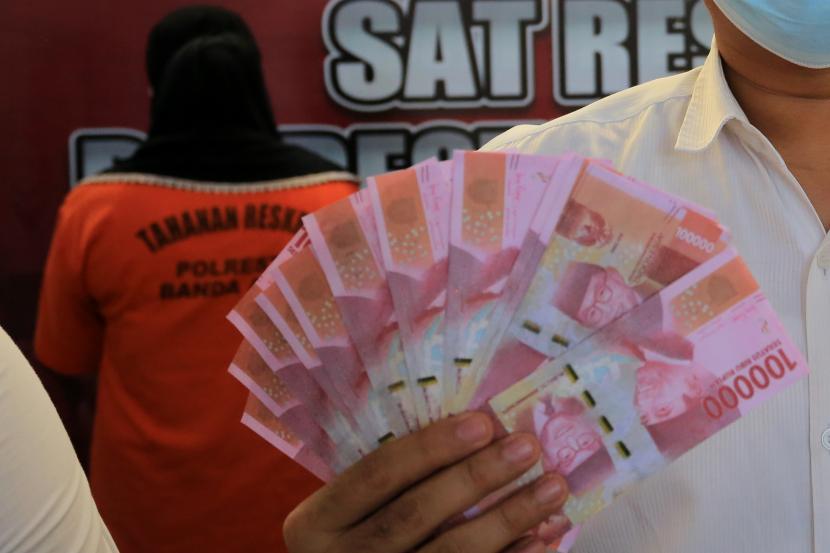 Belajar Bikin Uang Palsu dari YouTube, Pasutri di Banda Aceh Ditangkap