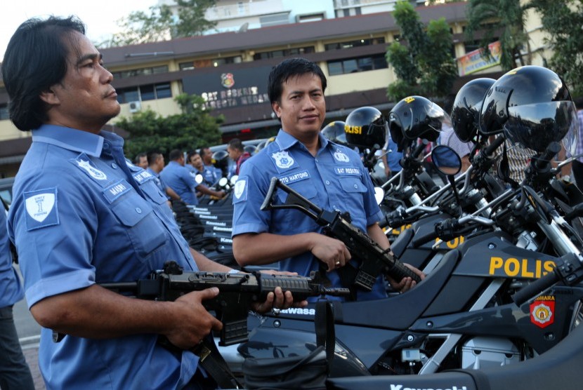 Personel kepolisian yang tergabung dalam tim khusus anti begal.