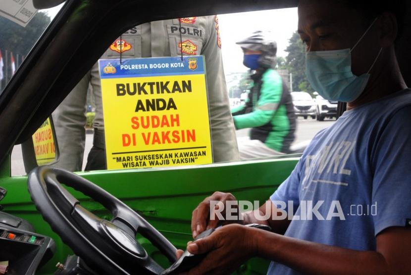 BLT BBM untuk sopir angkot dan ojek daring di Kota Bogor disalurkan pada Oktober.