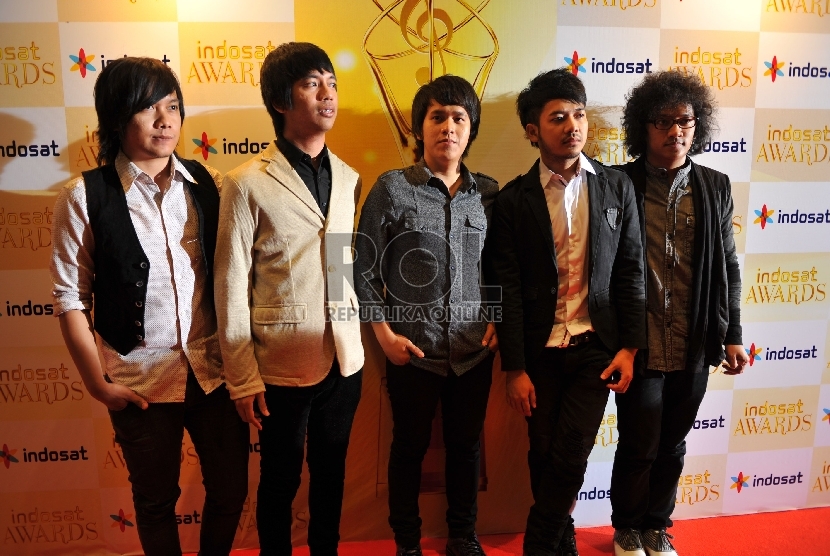 Personil group band D'masiv
