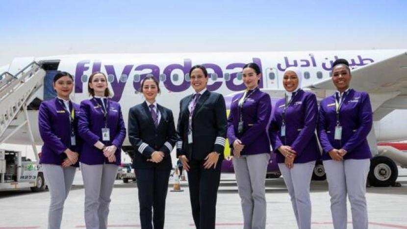 Pertama Kalinya, Maskapai Arab Saudi Operasikan Penerbangan dengan Semua Kru Wanita