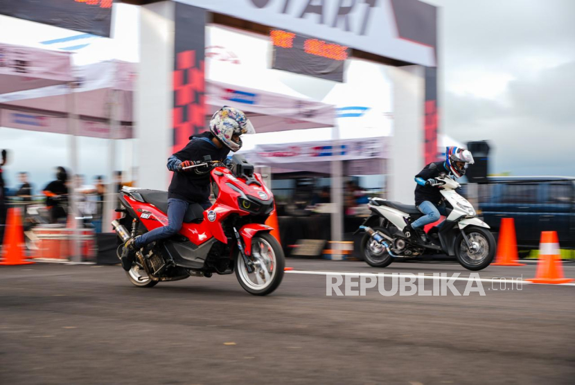 Pecinta Motorsport Antusias Ikuti Pertamina Drag Fest 2025