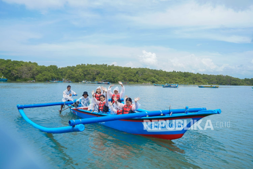 Pertamina International Shipping menjalankan program KENALI di Bali.