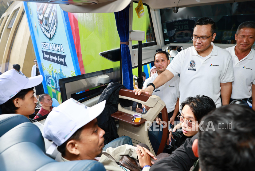 Pertamina memberangkatkan 5.000 pemudik ke 23 kota menggunakan sebanyak 121 bus, Selasa (25/3/2025).