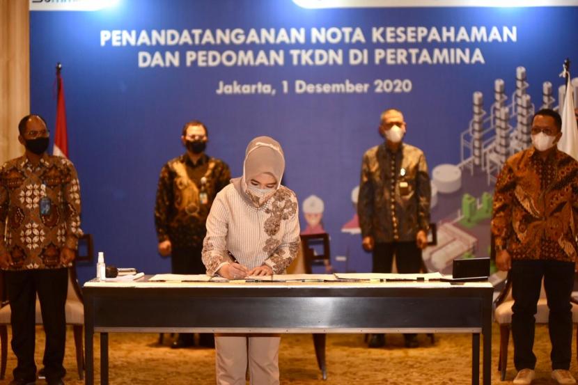 Pertamina menggandeng Badan Pengkajian dan Penerapan Teknologi (BPPT), PT Superintending Company of Indonesia (Persero), dan PT Surveyor Indonesia (Persero) melalui komitmen bersama yang ditandatangani di Jakarta pada Selasa (1/12).