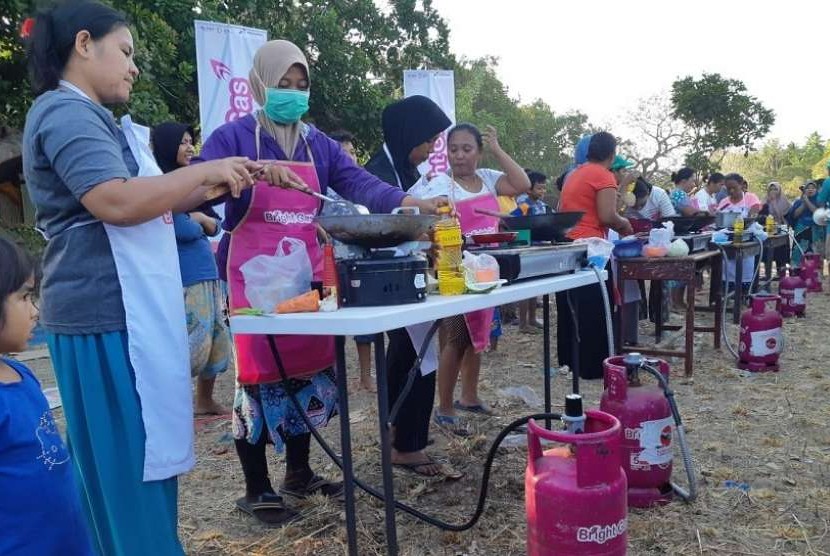 Pertamina menggelar berbagai lomba dan permainan bagi korban gempa Lombok untuk membangkitkan kembali semangat para korban.