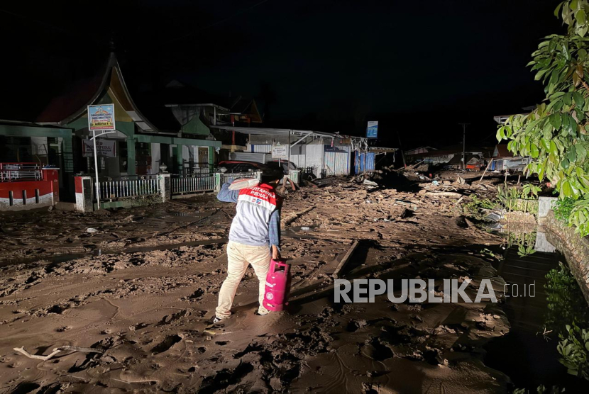 Pertamina Patra Niaga Sumbagut Salurkan LPG ke Daerah Terisolir Sibolga dan Pulau Nias