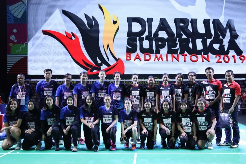 Pertandingan final Djarum Superliga Badminton 2019 yang mempertemukan tim putri Mutiara Cardinal Bandung melawan Jaya Raya Jakarta, Sabtu (23/2).