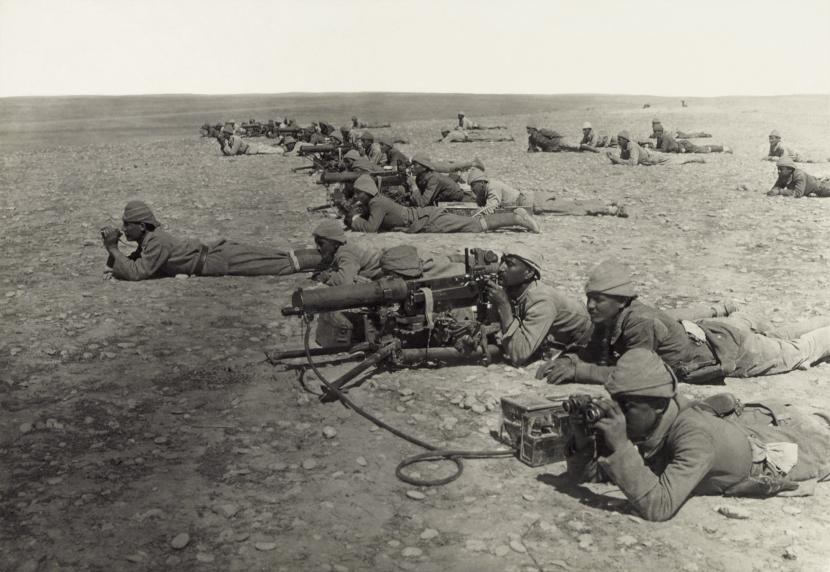 Pertempuran Gaza Kedua terjadi antara 17 dan 19 April 1917, menyusul kekalahan Pasukan Ekspedisi Mesir (EEF) pada Pertempuran Gaza Pertama pada bulan Maret, selama Kampanye Sinai dan Palestina dalam Perang Dunia Pertama. 