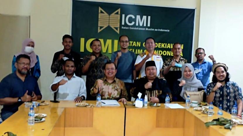 Pertemuan antara perwakilan MPP ICMI, ICMI Muda dan Masika ICMI di di The Habibie Center, Kalibata, Jakarta Selatan Rabu (8/6/2022)