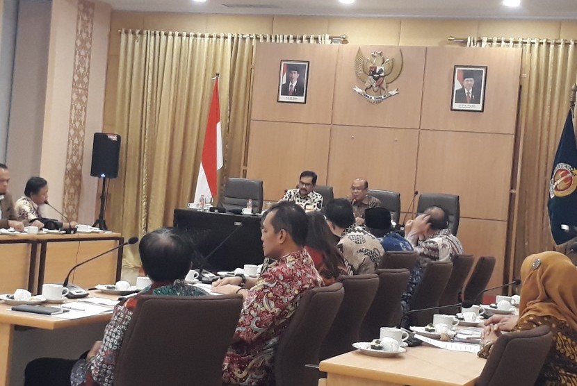 Pertemuan jajaran Pemda DIY dan instansi terkait dengan Komisi IX DPR RI. 