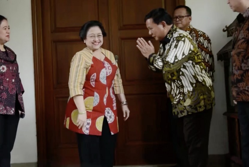 Pertemuan Ketua Umum PDIP Megawati Soekarnoputri dengan Ketua Umum Partai Gerindra Prabowo Subianto.