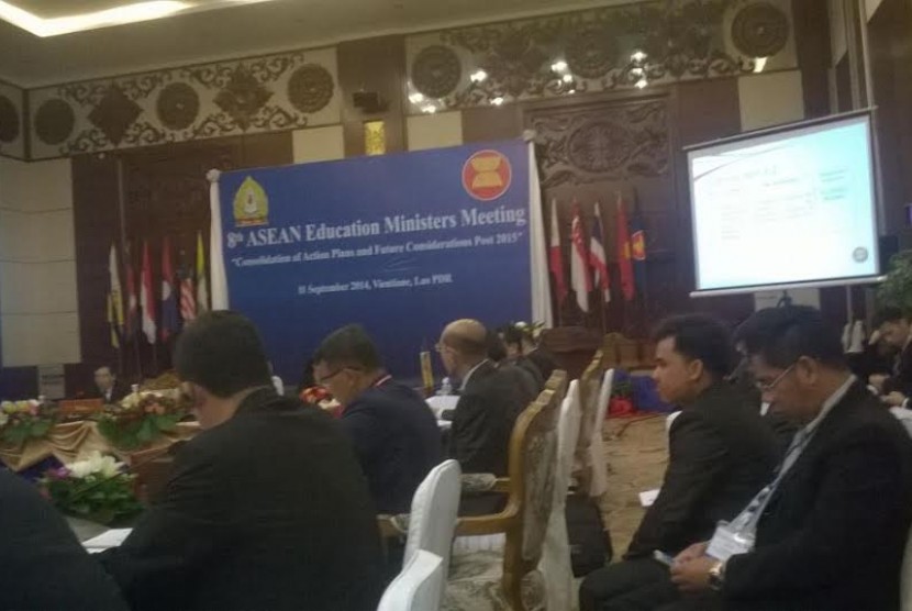 Pertemuan menteri-menteri pendidikan ASEAN di Laos