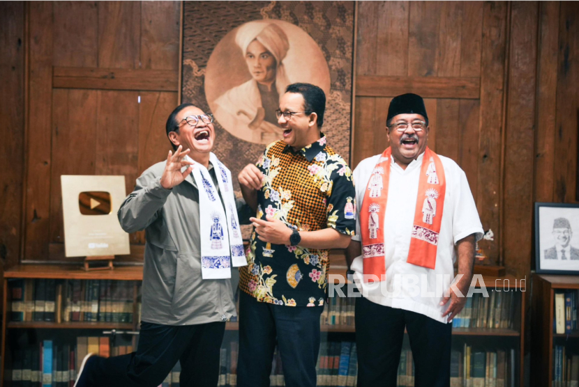 Pertemuan Pramono Anung-Rano Karno dengan Anies Baswedan di kediaman Anies Baswedan, Jumat (15/11/2024).