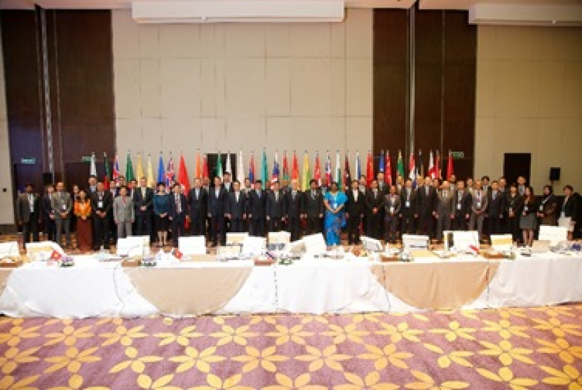 Pertemuan tahunan para pimpinan administrasi kepabeaan se-Asia Pasifik (AP) bertajuk 20th Regional Heads of Customs Administration (RHCA), di Kochi, India.