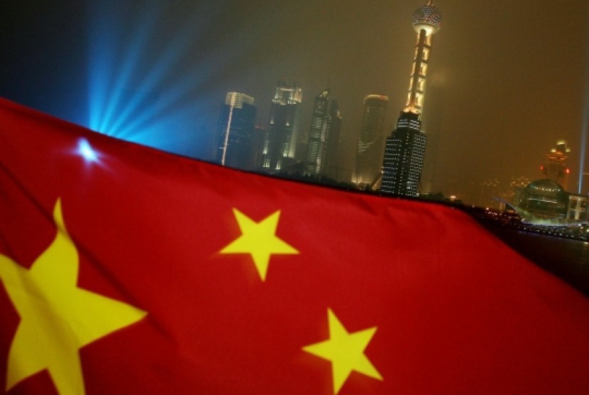 Ekonomi China mengalami kontraksi tajam karena kebijakan lockdown.