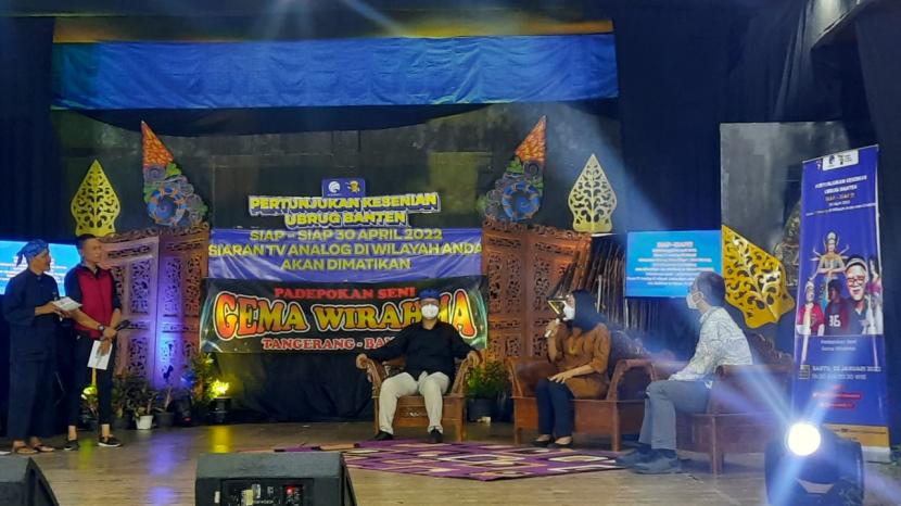 Pertunjukan Kesenian Ubrug Banten, Siap-Siap 30 April 2022, Siaran TV Analog Akan Dimatikan
