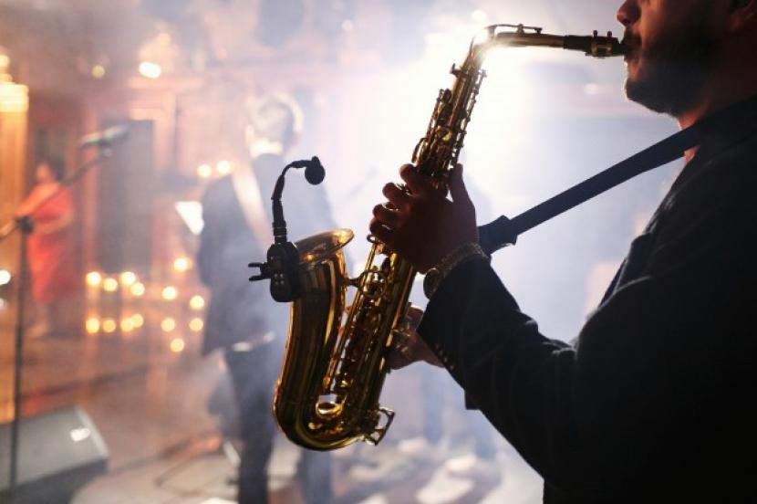 Pertunjukan musik jazz di alam terbuka diharapkan buka kembali peluang pariwisata (Foto: ilustrasi musik jazz)