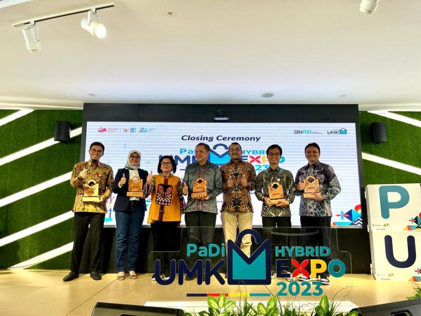 Perum Perhutani menjadi BUMN dengan frekuensi transaksi terbanyak untuk BUMN tipe B dalam ajang Pasar Digital (PaDi) UMKM Hybrid Expo 2023.