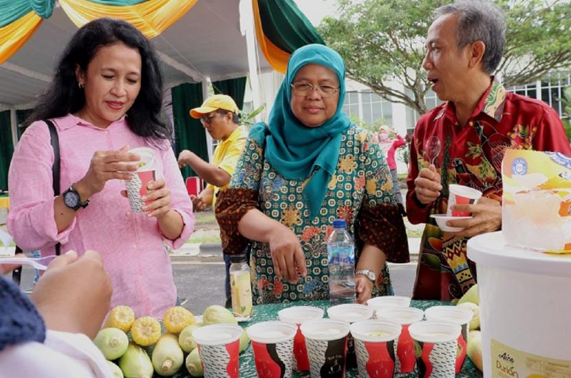 Perusahaan benih sayuran PT East West Seed Indonesia (Ewindo) bekerja sama dengan Institut Teknologi Sumatera (Itera) menggelar Lomba Kreatifitas Display Jagung Manis di Kampus Itera, Lampung.