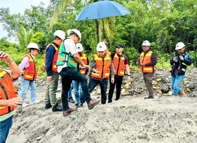 Perusahaan Jhonlin Group milik Andi Syamsuddin Arsyad alias Haji Isam melakukan kunjungan kerja ke PT Freeport Indonesia (FI) di Kabupaten Mimika, Provinsi Papua Tengah, Rabu (7/8/2024).