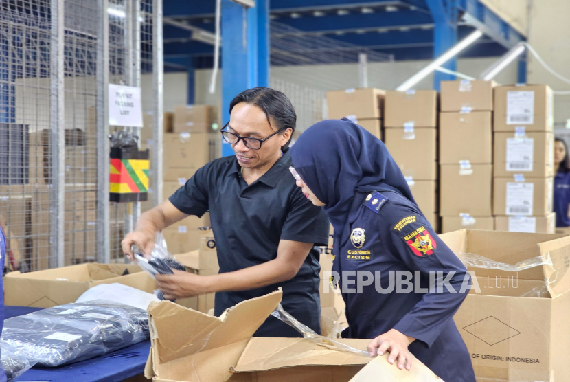 Catatkan Kinerja Ekspor, PT Semarang Garment Kirim Puluhan Ribu Pakaian ke Benua Eropa
