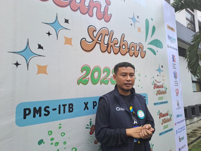 Perwakilan Ikatan Alumni Polman Bandung, Agus Hendianto saat diwawancarai wartawan di sela-sela acara Reuni Akbar Polman Bandung 2023.