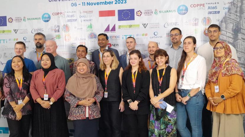 Perwakilan negara-negara yang terlibat dalam proyek Silvanus dalam agenda The Silvanus Indonesia Pilot Visit 2023 di Universitas Amikom Yogyakarta, Kabupaten Sleman.