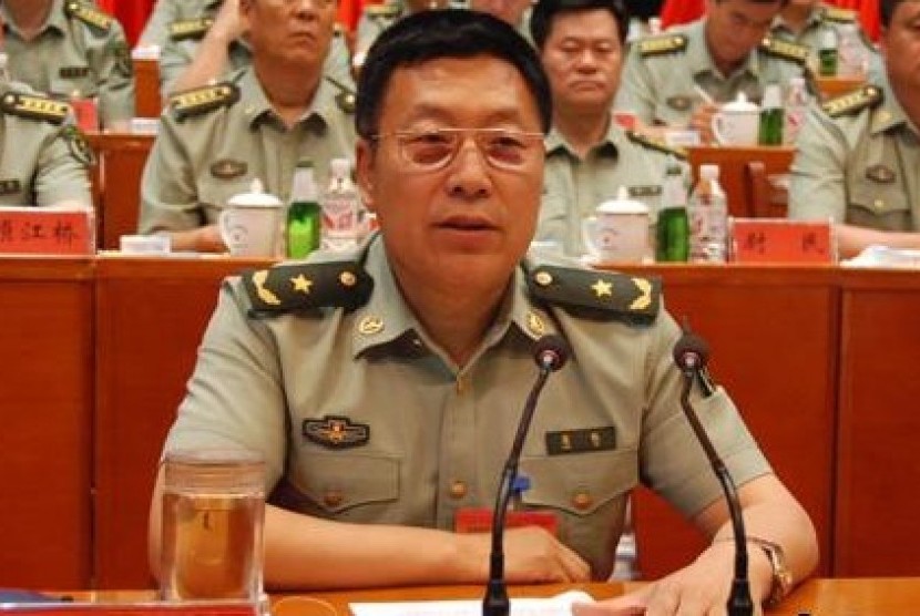 Perwira militer Cina Kou Tie yang diduga korupsi.