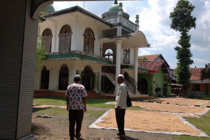 Masjid Pathok Nagari Ploso Kuning, Yogyakarta. 