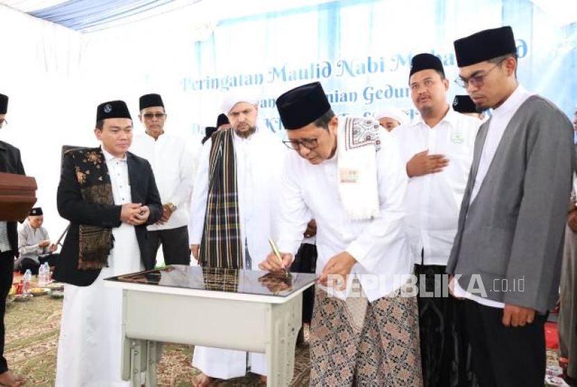 Pesantren Riyadhus Sholihin Gelar Maulid Nabi, Resmikan Gedung Baru Lembaga Pendidikan Islam