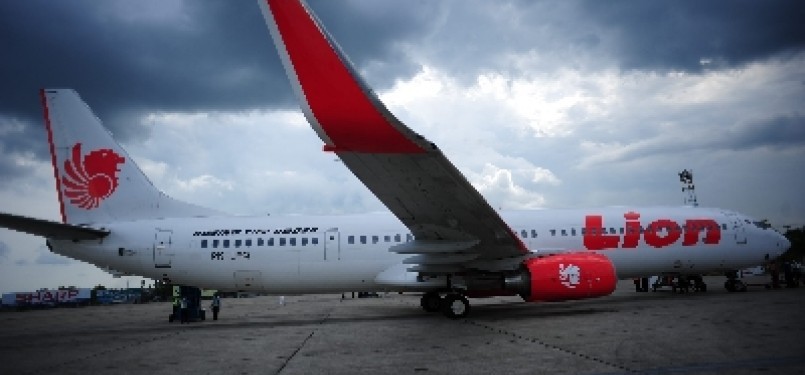 Pesawat Airbus milik maskapai penerbangan Lion Air.