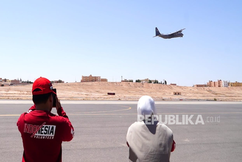 Tiga Pesawat Super Hercules Geser ke Mesir Lanjutkan Misi Airdrop di Gaza