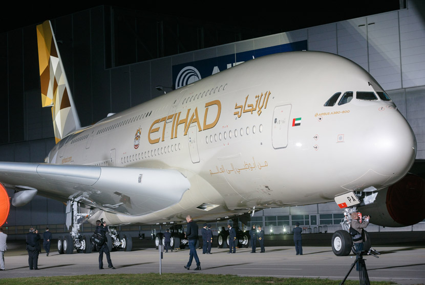  Pesawat Etihad Airways A380 