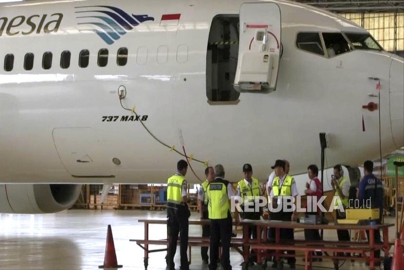 62+ Gambar Pesawat Garuda Indonesia Terbesar Kekinian