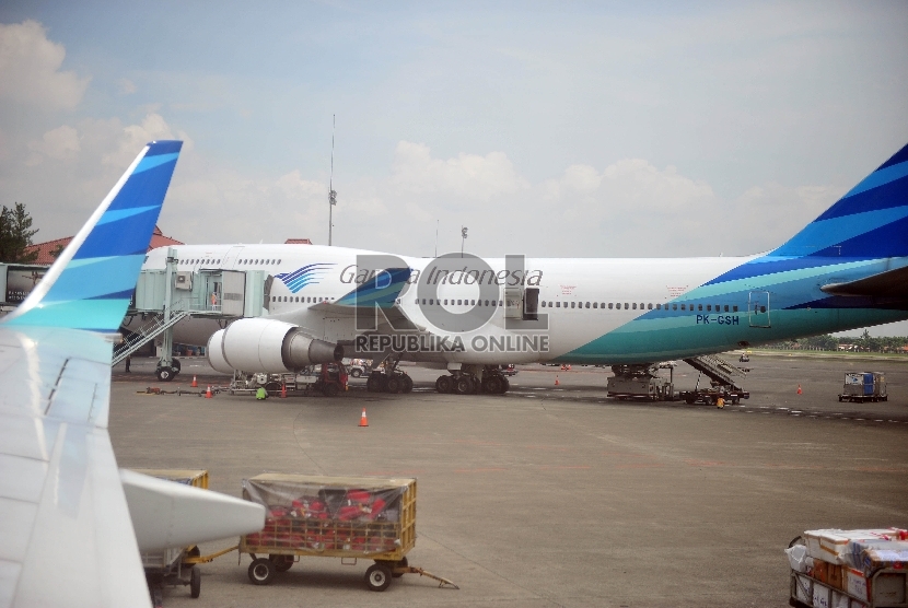 Pesawat Garuda parkir di Bandara Soekarno Hatta,Cengkareng, Banten.